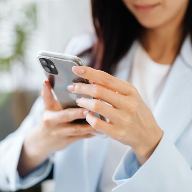 インスタで外国人フォロワーが増えるのは良いこと？増える理由と対処法を解説